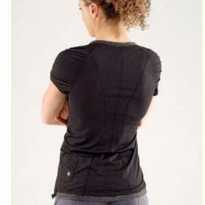Lululemon Willpower Ruched Drawstring Short Sleeve Tech Tee Black Gray 4